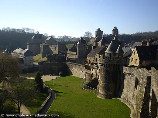 chateau_fougeres.jpg